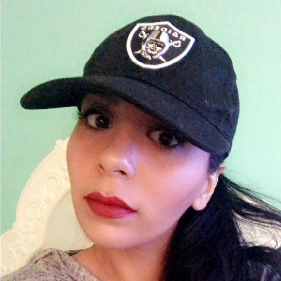 Meet your Posher, Jasmine - Picture 2 of 3